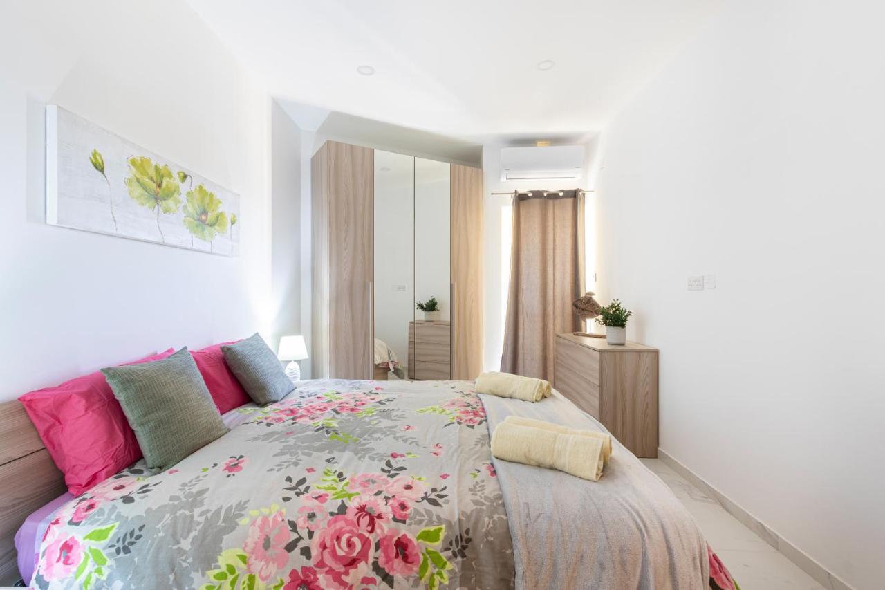 H2 -Modern And Spacious 3 Bedroom Apartment San Gwann Bagian luar foto