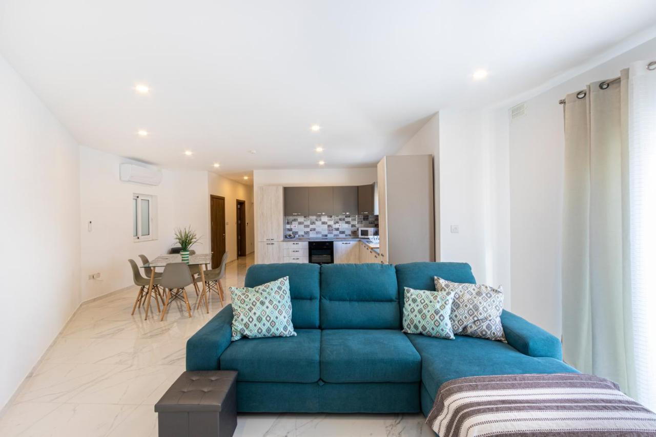 H2 -Modern And Spacious 3 Bedroom Apartment San Gwann Bagian luar foto